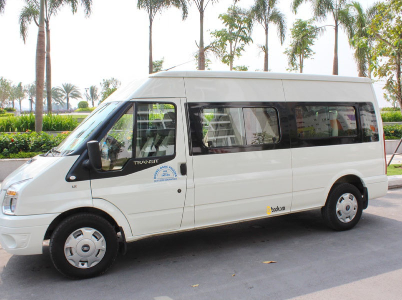 Car Rental – 16 seats