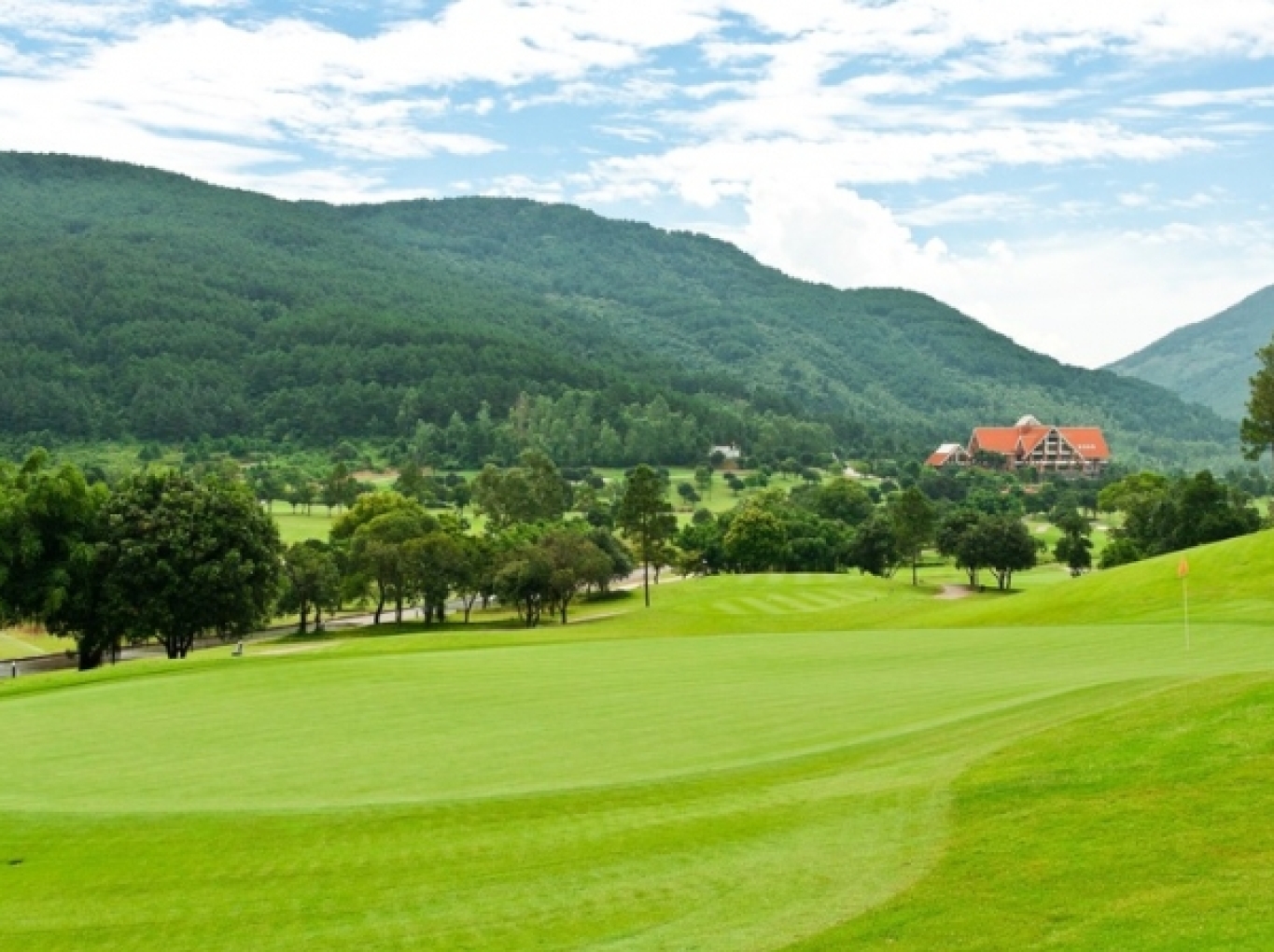 TAM DAO GOLF RESORT